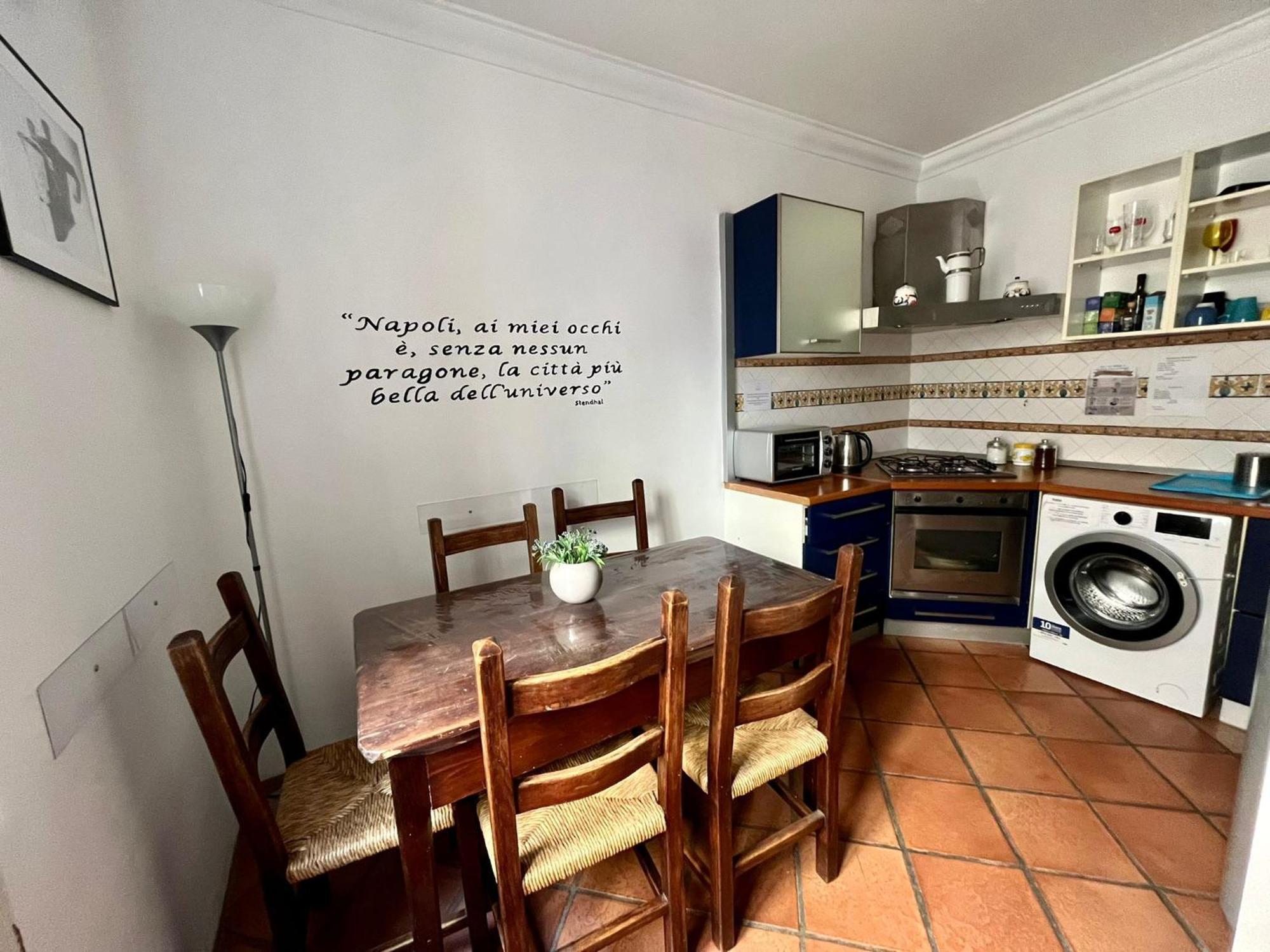 Palazzo Rota Guesthouse 나폴리 외부 사진
