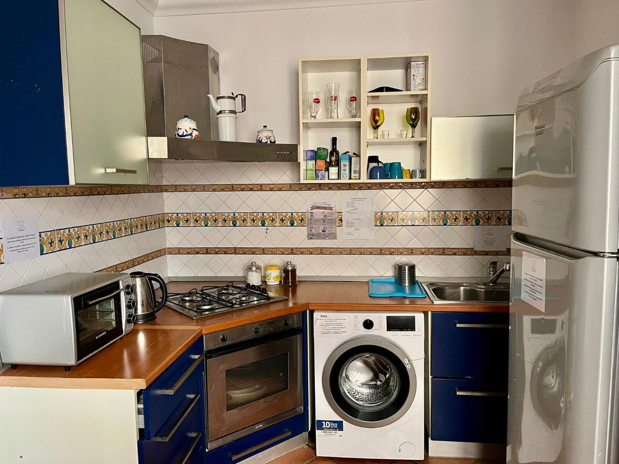 Palazzo Rota Guesthouse 나폴리 외부 사진