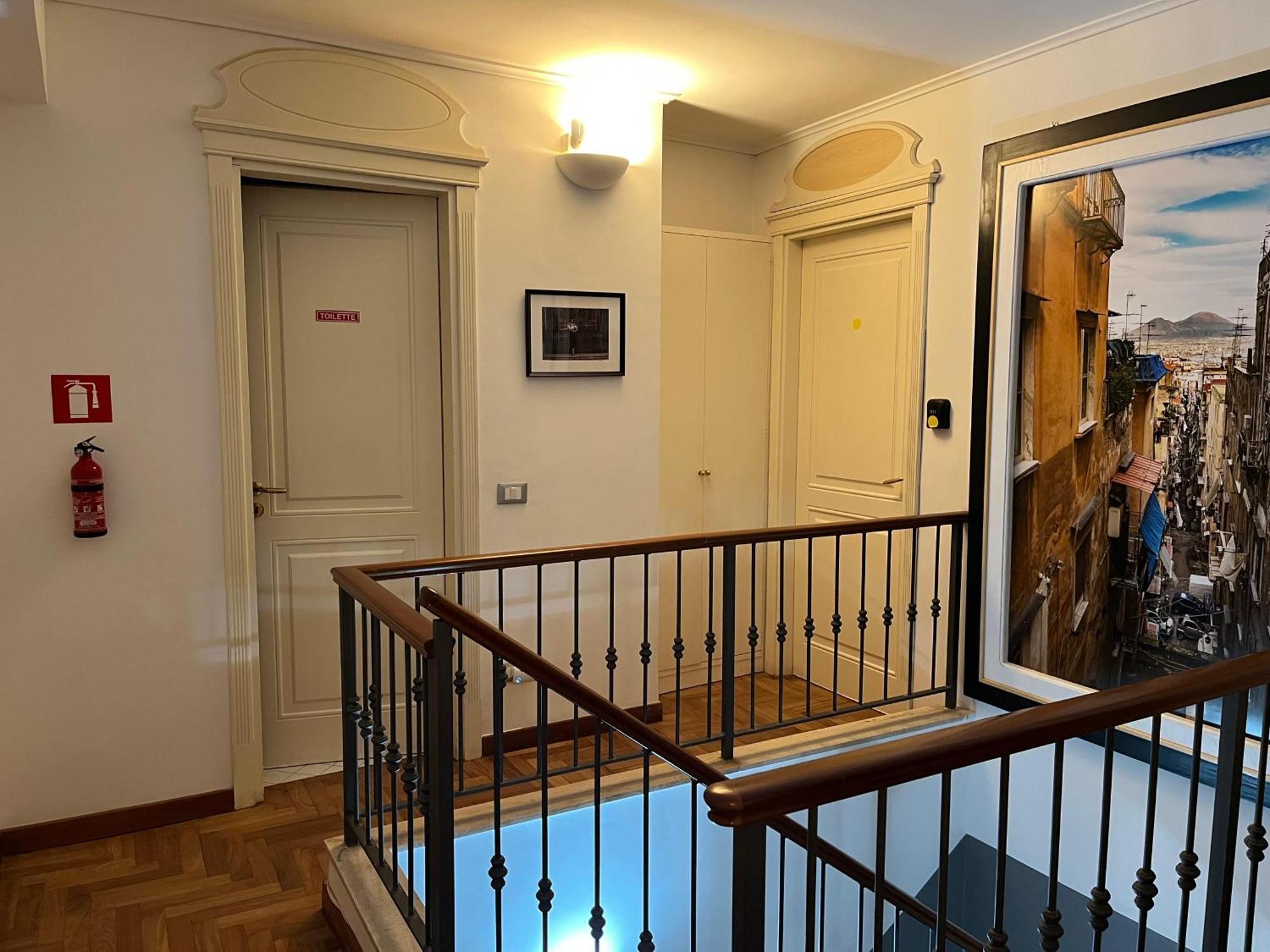 Palazzo Rota Guesthouse 나폴리 외부 사진